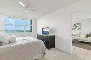 800 Claughton Island, Miami, FL 33131 - Photo 7
