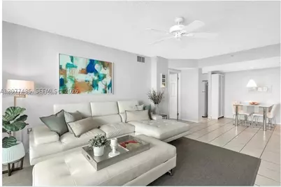 800 Claughton Island #1204, Miami, FL 33131 - Photo 3