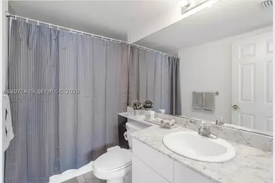 800 Claughton Island #1204, Miami, FL 33131 - Photo 9