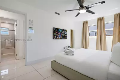 220 NE 10th, Hallandale Beach, FL 33009 - Photo 35