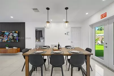 220 NE 10th, Hallandale Beach, FL 33009 - Photo 29