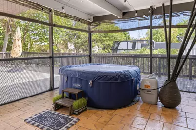 2485 NE 214th, Miami, FL 33180 - Photo 31