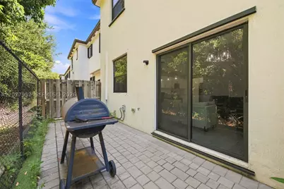 156 SW 185th, Pembroke Pines, FL 33029 - Photo 27