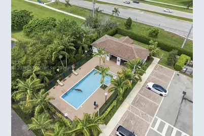 156 SW 185th, Pembroke Pines, FL 33029 - Photo 33