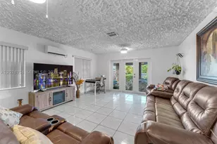 325 SW 122nd, Miami, FL 33184 - Photo 5