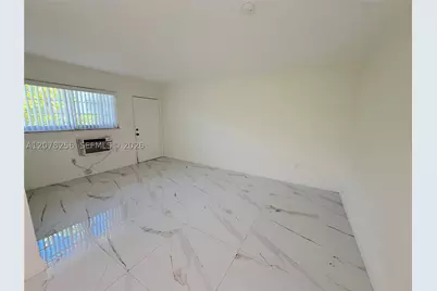 536 Euclid #9, Miami Beach, FL 33139 - Photo 5
