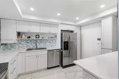 1351 NE Miami Gardens #1603E, Miami, FL 33179 - Photo 5