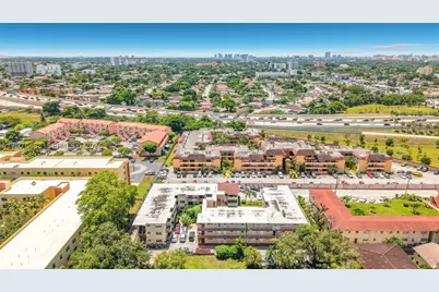 2441 NW 13th #67, Miami, FL 33125 - Photo 5