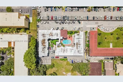 2441 NW 13th #67, Miami, FL 33125 - Photo 37