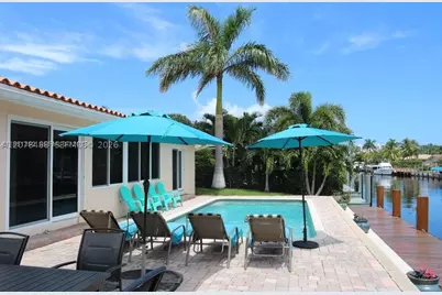 2424 SE 9th #2424, Pompano Beach, FL 33062 - Photo 3
