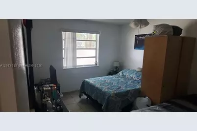677 SW 9th #102, Miami, FL 33130 - Photo 9