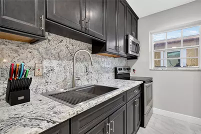 40 NW 68th, Miami, FL 33150 - Photo 11