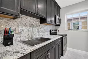40 NW 68th, Miami, FL 33150 - Photo 11