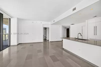 88 SW 7th #1511, Miami, FL 33130 - Photo 5