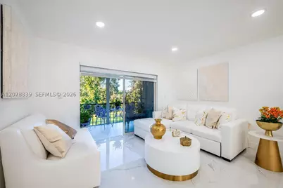 300 S Hollybrook #310, Pembroke Pines, FL 33025 - Photo 11