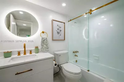 300 S Hollybrook #310, Pembroke Pines, FL 33025 - Photo 17