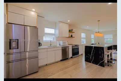 1332 NE 5th #1, Fort Lauderdale, FL 33304 - Photo 9