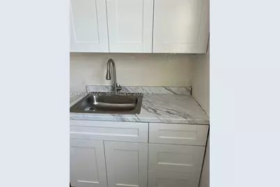 225 NW 17th #4, Miami, FL 33136 - Photo 3