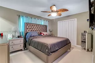 8330 NW 3rd, Pembroke Pines, FL 33024 - Photo 23