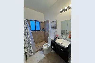 10841 NE 2nd, Miami, FL 33161 - Photo 11