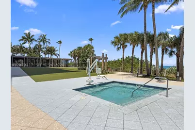 6801 Collins #1401, Miami Beach, FL 33141 - Photo 31