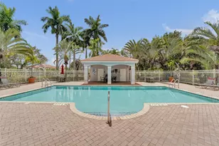 774 SW 120th, Pembroke Pines, FL 33025 - Photo 43