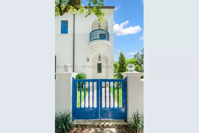 550 Malaga #Villa 1, Coral Gables, FL 33134 - Photo 3