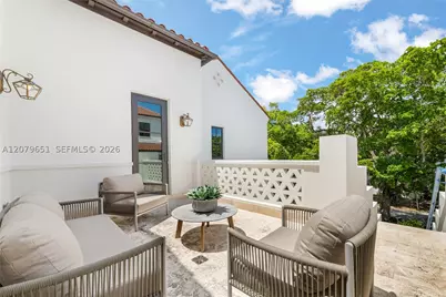 550 Malaga #Villa 1, Coral Gables, FL 33134 - Photo 15