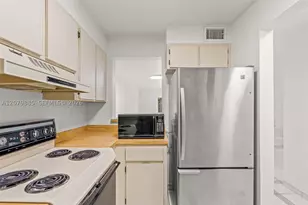 8000 SW 151st, Miami, FL 33193 - Photo 7