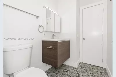 6910 Bay #6, Miami Beach, FL 33141 - Photo 5