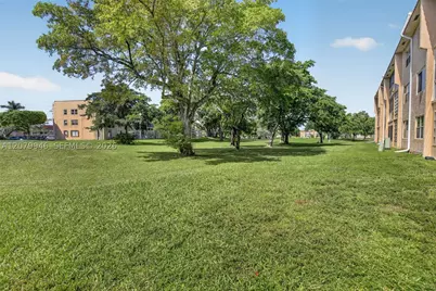 9261 Sunrise Lakes #203, Sunrise, FL 33322 - Photo 29
