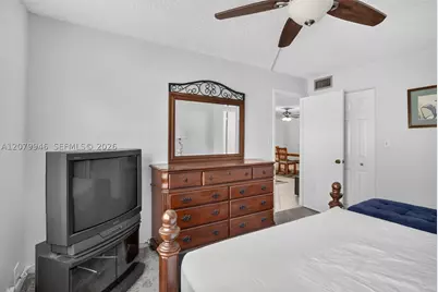 9261 Sunrise Lakes #203, Sunrise, FL 33322 - Photo 19