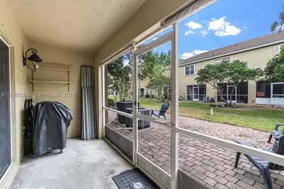 12110 SW 2nd, Pembroke Pines, FL 33025 - Photo 17