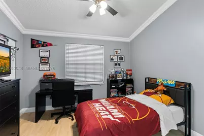 12110 SW 2nd, Pembroke Pines, FL 33025 - Photo 13