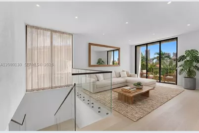 340 SW 20th, Miami, FL 33129 - Photo 9