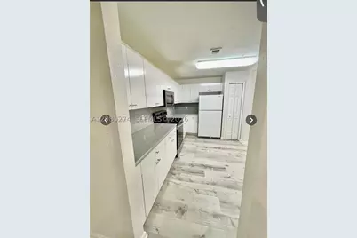 10902 NW 83 #219, Doral, FL 33178 - Photo 3