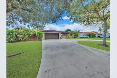10305 NW 42nd, Coral Springs, FL 33065 - Photo 7