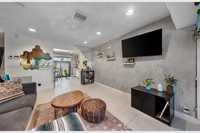 2326 Harding, Hollywood, FL 33020 - Photo 5
