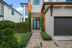 15742 NW 88th, Miami Lakes, FL 33018 - Photo 3