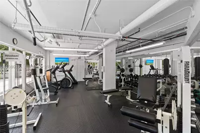 1881 Washington #4G, Miami Beach, FL 33139 - Photo 9