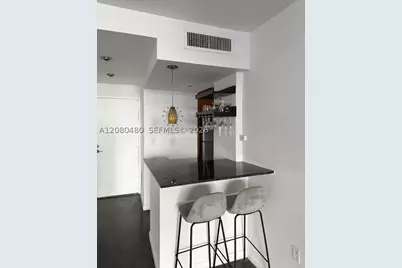 800 West #342, Miami Beach, FL 33139 - Photo 9