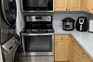 10090 NW 80th, Hialeah Gardens, FL 33016 - Photo 5