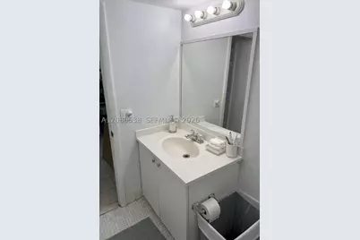 10090 NW 80th #1540, Hialeah Gardens, FL 33016 - Photo 7