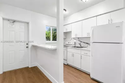 1545 Lenox #11, Miami Beach, FL 33139 - Photo 5