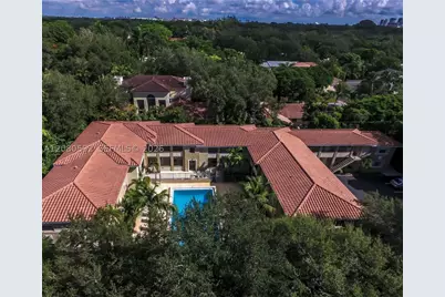 125 Edgewater #12A, Coral Gables, FL 33133 - Photo 3
