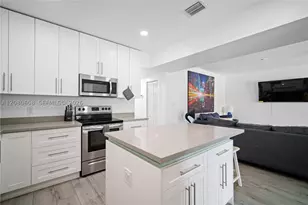 836 NW 33rd, Miami, FL 33125 - Photo 17