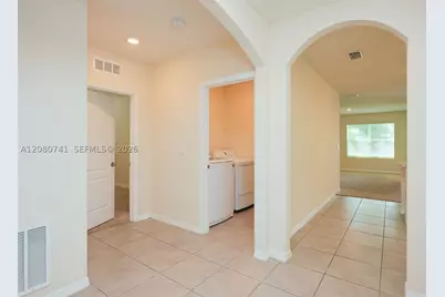 660 Cotulla, Kissimmee, FL 34758 - Photo 11