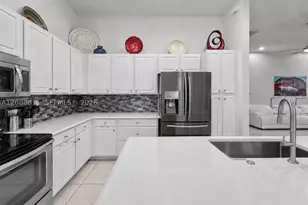 15086 SW 176th, Miami, FL 33187 - Photo 5