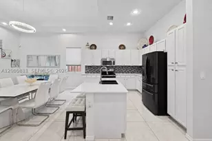 15086 SW 176th, Miami, FL 33187 - Photo 13