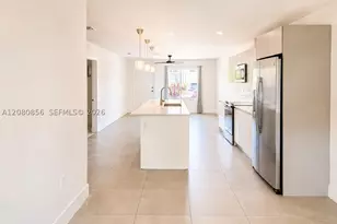2555 NE 193, Aventura, FL 33180 - Photo 5